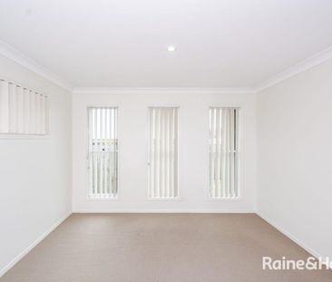 FULLY AIR CONDITIONED FOUR BEDROOM HOME IN LITTLE CREEK ESTATE! - Photo 2
