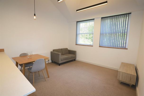 St. Anns Square, Manchester - Photo 1