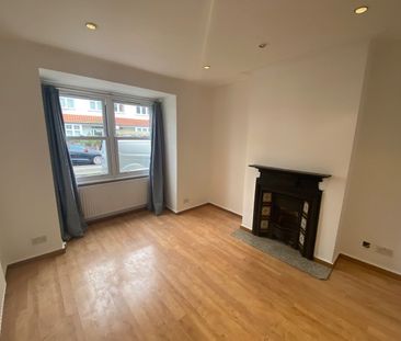 1 Bed Flat, Malyons Road, SE13 - Photo 3