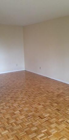 Jean-Rottot| Appartement 4 1/2 | in Laval near the Centre de la nature - Photo 1