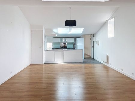 Location Appartement 3 pièces 70m² LA ROCHELLE 17000 - Photo 4