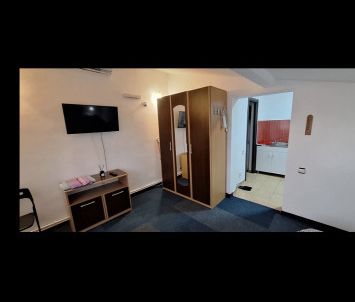 Giurgiului luica anghel nutu - Fotografie 1