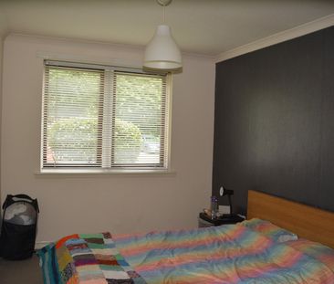 2 Bed Flat, Plantation Park Gardens, G51 - Photo 2