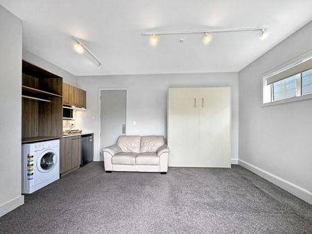 Welcome to 2/24a Glenmore Street - Photo 5