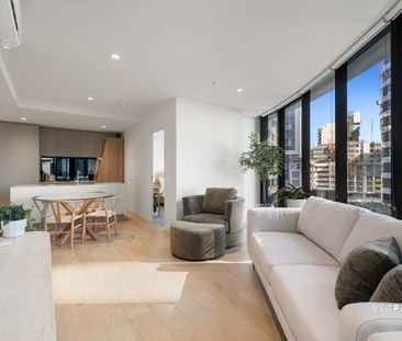 FULLY FURNISHED ELEGANT RIVERSIDE RETREAT! RESORT INSPIRED LUXURY - Photo 2