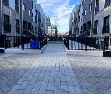 For Lease - 349 Wheat Boom Drive Unit# 345, Oakville, Ontario - Photo 4