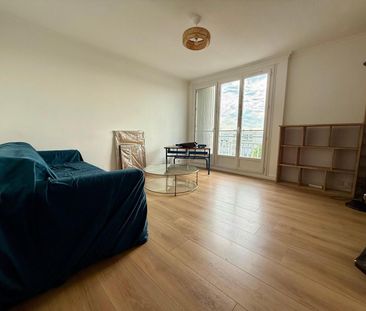 Location Appartement 4 pièces 73m² REZE 44400 - Photo 2