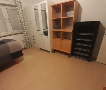 Hagvägen, Upplands Väsby - Photo 2