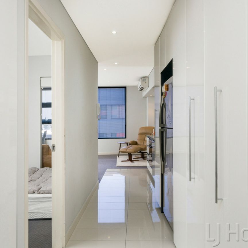 13/101 Murray Street, PERTH - Photo 1