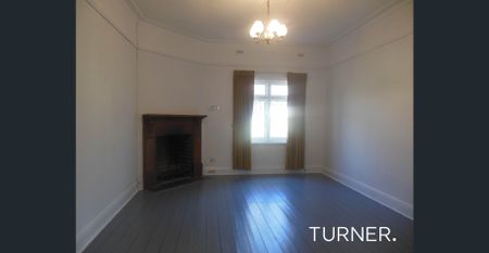 CHARACTER FAMILY HOME IN SOUGHT AFTER LOCATION - Photo 2