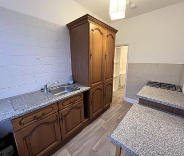 2 bedroom maisonette to rent - Photo 3