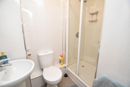 5 bedroom house to rent - Photo 2