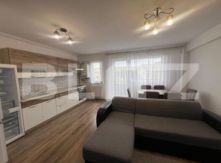 Apartament cu 3 camere, 69 mp, parcare, zona Florilor - Photo 3