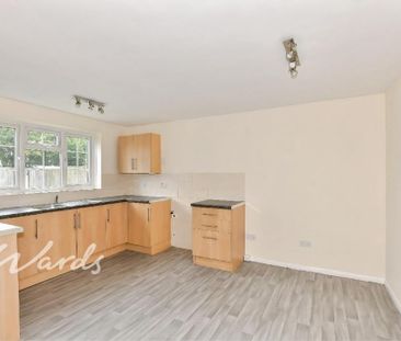 3 bedroom end of terrace house to rent - Photo 6