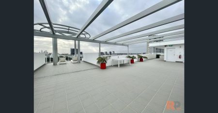 Modern 1x1 Apartment – City Convenience Meets Modern Luxury! - Photo 4