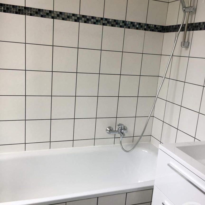 Location Appartement 2 pièces 42m² FONTAINEBLEAU 77300 - Photo 1