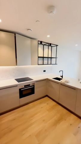 1 Bedroom 1 Bathroom - Photo 3