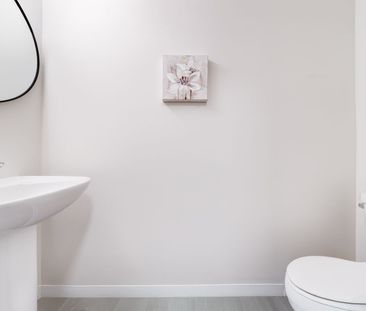 For Lease - 94 Matawin Lane, Richmond Hill, Ontario - Photo 4