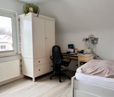 Frankenforst: Gemütliches Wohnen im Dachgeschoss - Photo 2