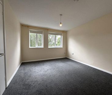 4 bedroom terraced house to rent - Photo 6