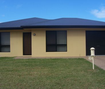 3 BEDROOM FAMILY HOME IN KIRWAN - Photo 1