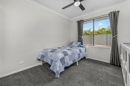 Modern 4-Bedroom Family Home in Heritage Parc - Photo 5