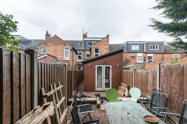 7 bedroom house to rent - Photo 1