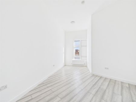 Seaview Road, Wallasey, 2 bedroom, Apartment - Photo 3