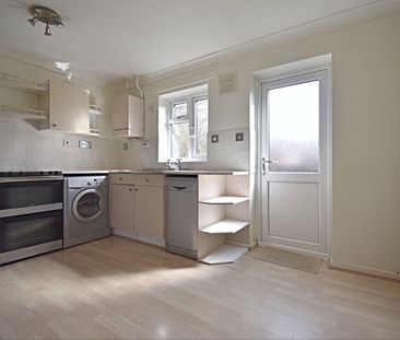 Simons Close, Basingstoke - Photo 5