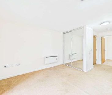 The Theatre House, Camp Road, Farnborough, Hampshire, GU14 - Photo 3