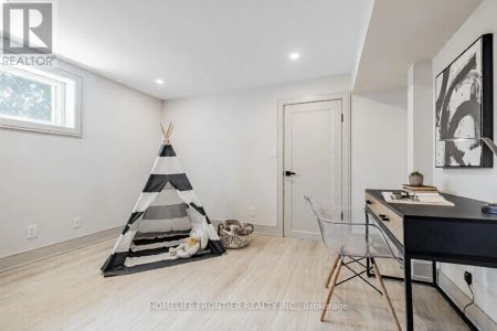 43 THORNY BRAE DRIVE - Photo 5