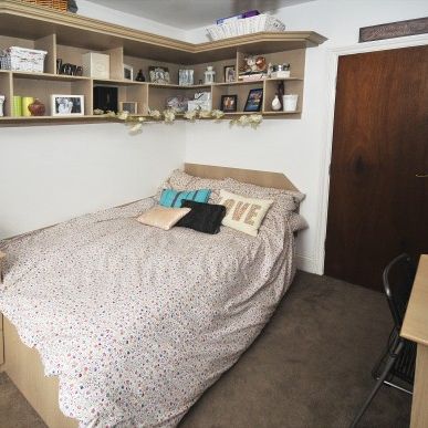 5 Bed house in central Headingley. Chapel Street, LS6 3HZ - Photo 3