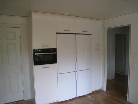 VILLA I SOLLENTUNA/DANDERYD - Foto 5