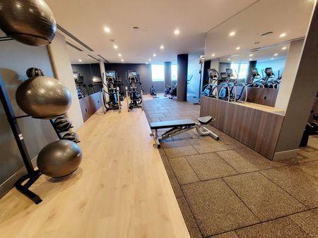 Brand New 1 Bed/1 Bath Condo at MOVALA – Lower Mission’s Most Anticipated Address - Photo 5