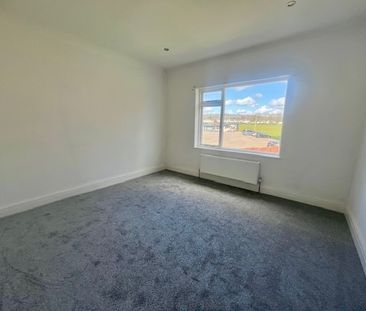 Northern Avenue, ., Whitchurch - Photo 3