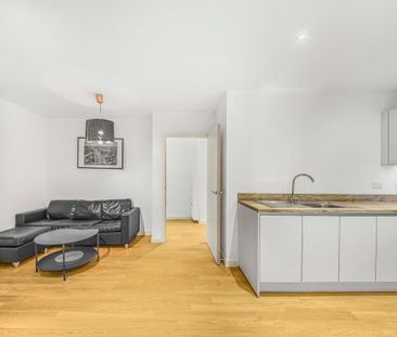 1 bedroom flat to rent - Photo 6