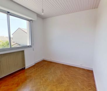 Spacieuse maison familiale avec garage et jardin - Photo 3