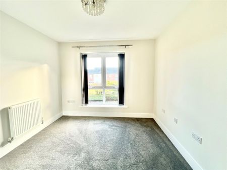 February Courtyard, The Staiths, Gateshead, NE8 - Photo 5