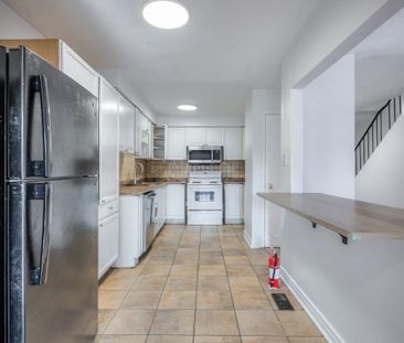 For Lease - 1361 Everton Street Unit# Main, Pickering, Ontario - Photo 1