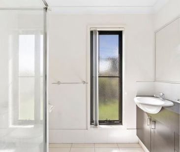 Moden Fully Fenced Family Home - Photo 5