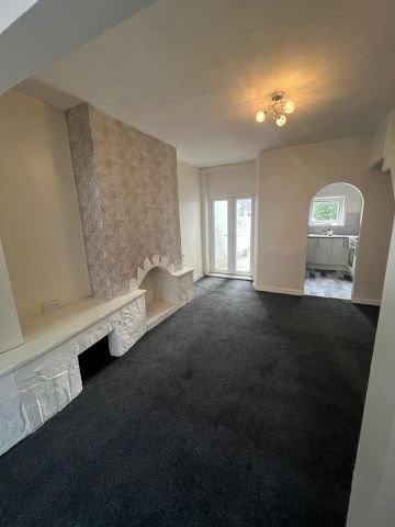 2 Bed Terraced House, Briardale Road, CH42 - Photo 2