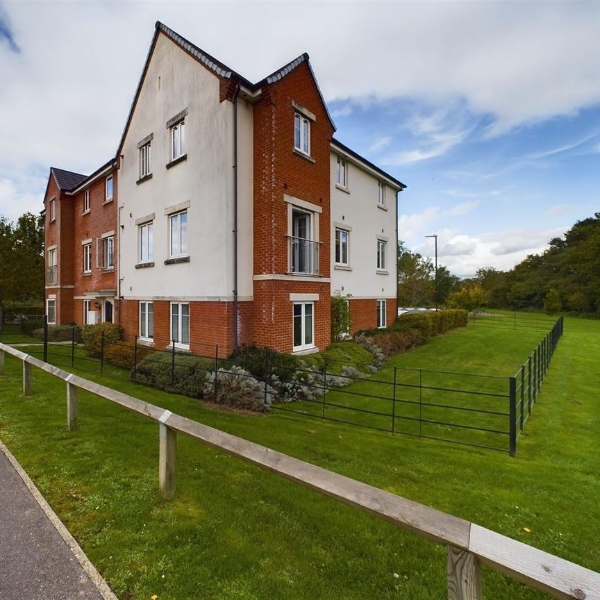 Woolf House, Forge wood, Crawley - Photo 1