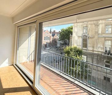 Appartement te huur in Antwerpen voor € 1.415 met 3 slaapkamers - foto 3