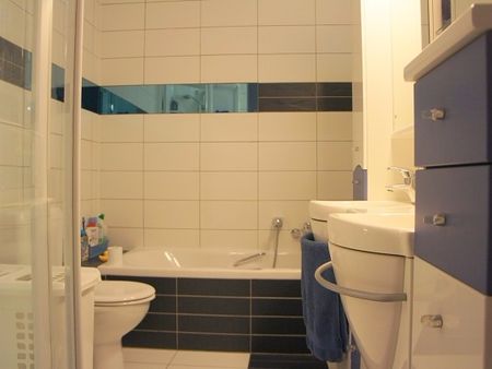 Gezellig en ruim 2 slaapkamer appartement centrum Zwevegem - Foto 5