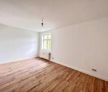 Frisch renovierte 2-Raum-Wohnung in ruhiger Lage - Foto 2