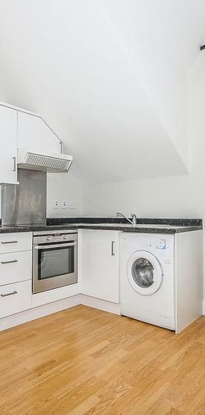 1 bedroom property to rent - Photo 1