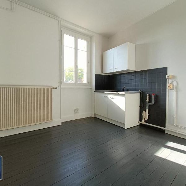Location Appartement 3 pièces 97m² GUEUX 51390 - Photo 1