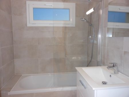 Location Appartement 3 pièces 56m² GRASSE 06130 - Photo 5