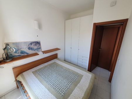 LONG - DISPONIBLE IMMEDIATEMENT - Photo 5