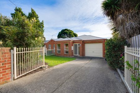 1/8 Flower Ct Grovedale - Photo 3